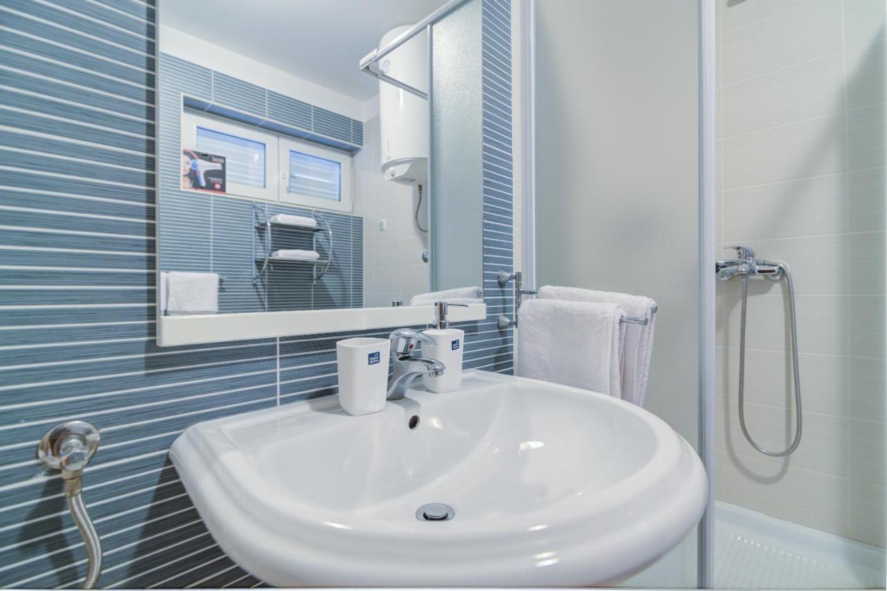 Modern Apartment Selce Bagian luar foto