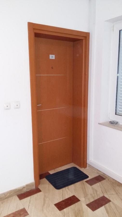 Modern Apartment Selce Bagian luar foto