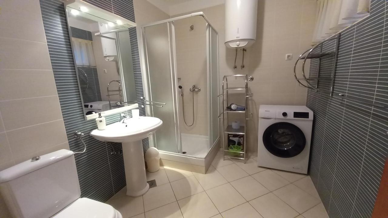 Modern Apartment Selce Bagian luar foto